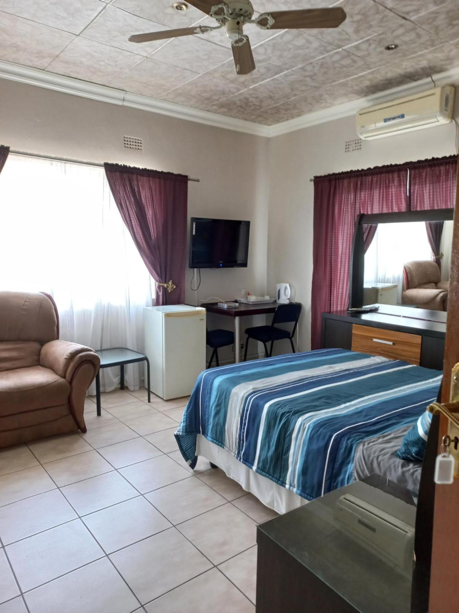 Tropical Paradise Guest House Mbombela Room photo