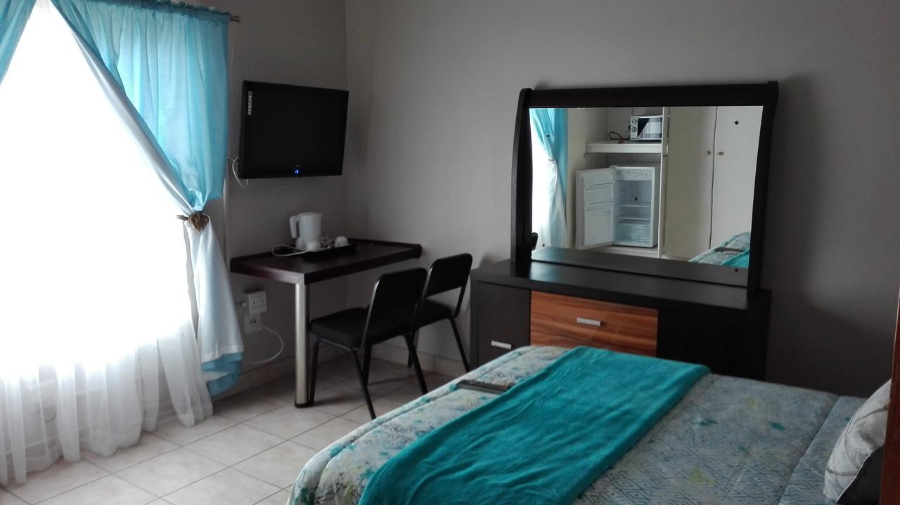 Tropical Paradise Guest House Mbombela Exterior photo